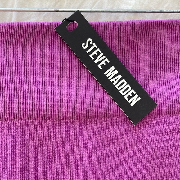 NWT STEVE MADDEN FUSHIA PENCIL SKIRT - Picture 4 of 4